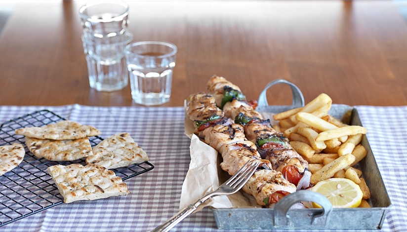 Γευστικόν καλαμάκι κοτόπουλο